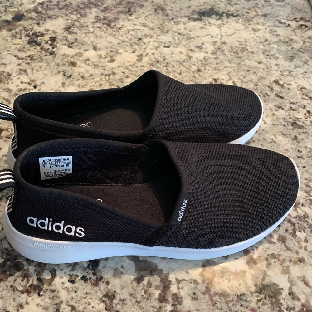 Adidas cloud foam  slip ons